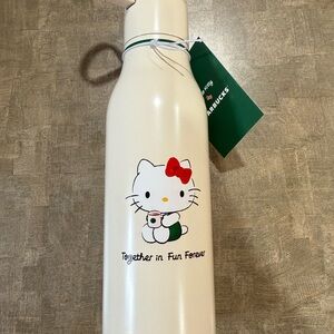 Starbucks Hello Kitty 20 oz Stainless Steel Water Bottle